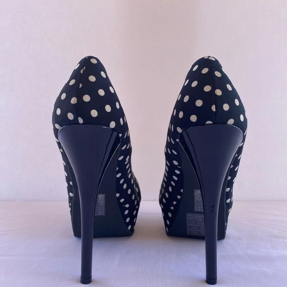 🛍️🛍️🛍️ Forever21 Black with White polka dots High Heels, sz 7.5, Used - Picture 5 of 16